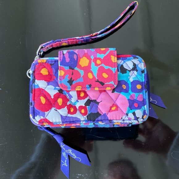 Vera Bradley Wristlet - Picture 9 of 12